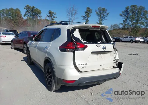 2018 Nissan Rogue Sv z USA, uszkodzony, nr VIN 5N1AT2MV4JC725741